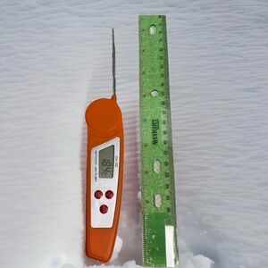 Multi-Function Digital Food Meat Thermometer CH102 Fast Read Tested & Works Well